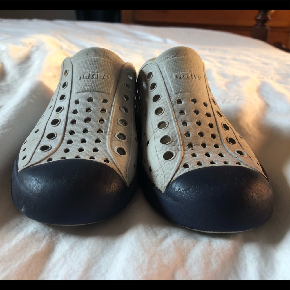 Native Jefferson Shoes Sz 11